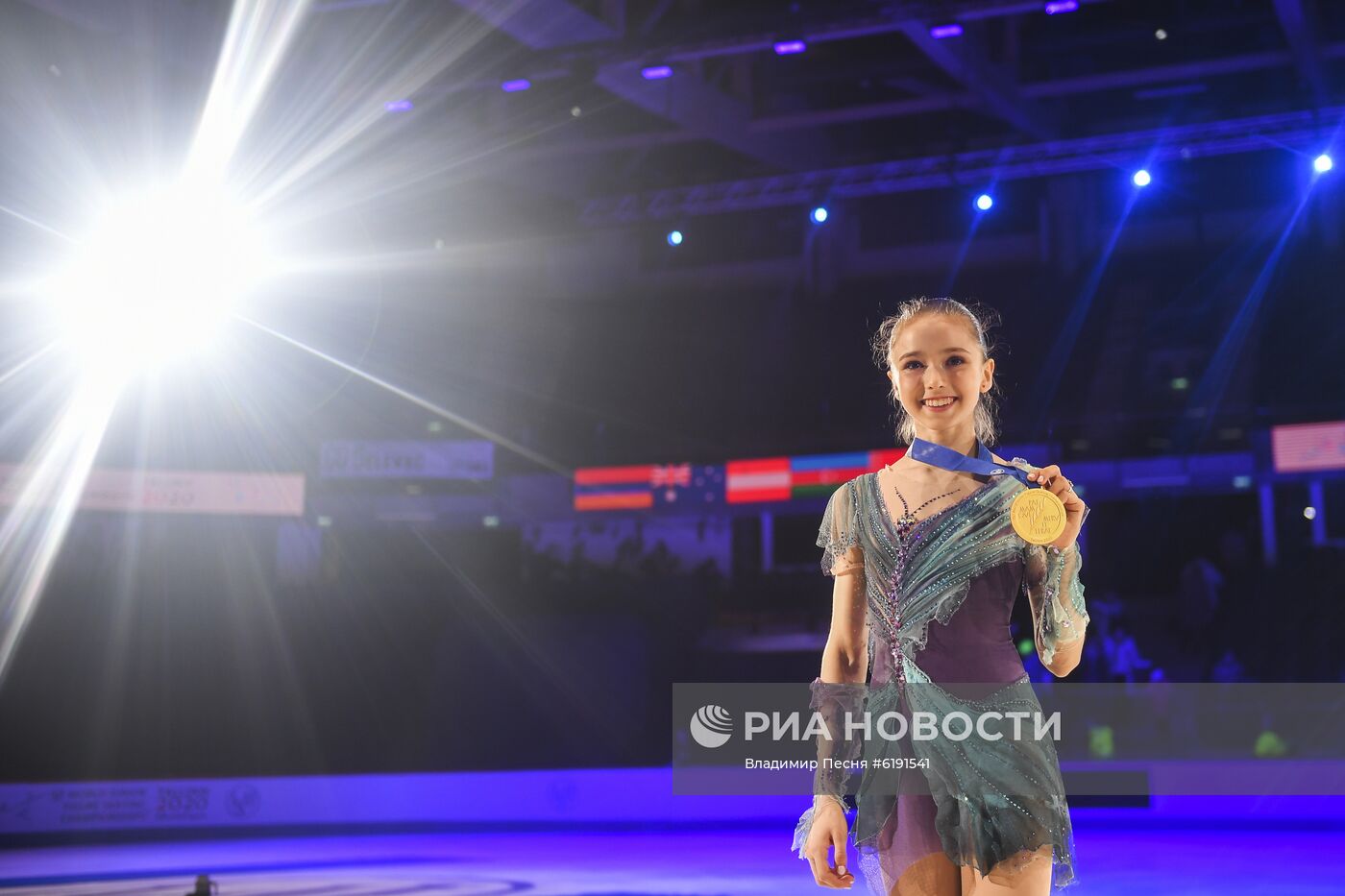 Фигурное катание. Чемпионат мира. Юниоры. Девушки. Произвольная программа