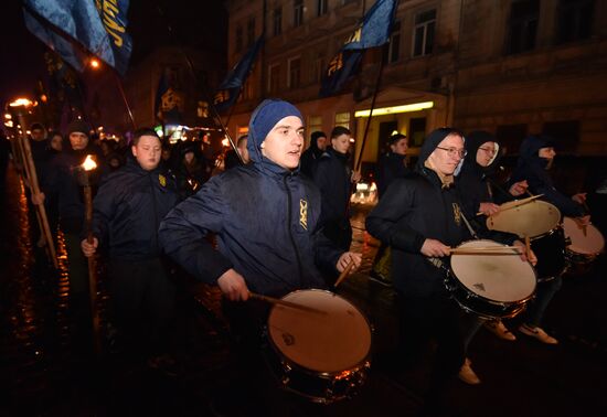 Марш националистов во Львове