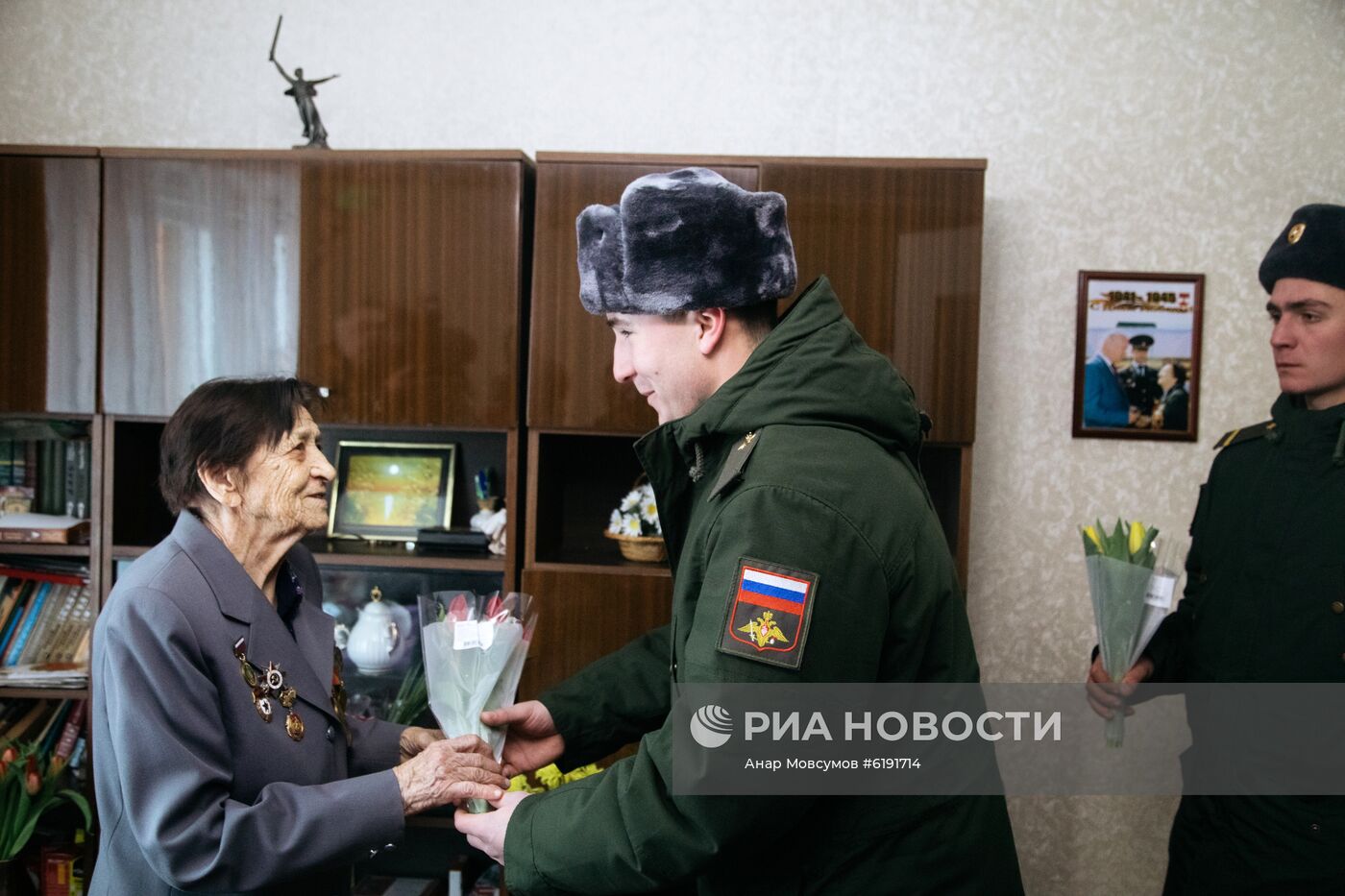 Поздравление ветерана Великой Отечественной войны Зинаиды Шкуратовой