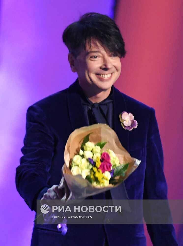 Праздничное шоу Валентина Юдашкина в Кремле