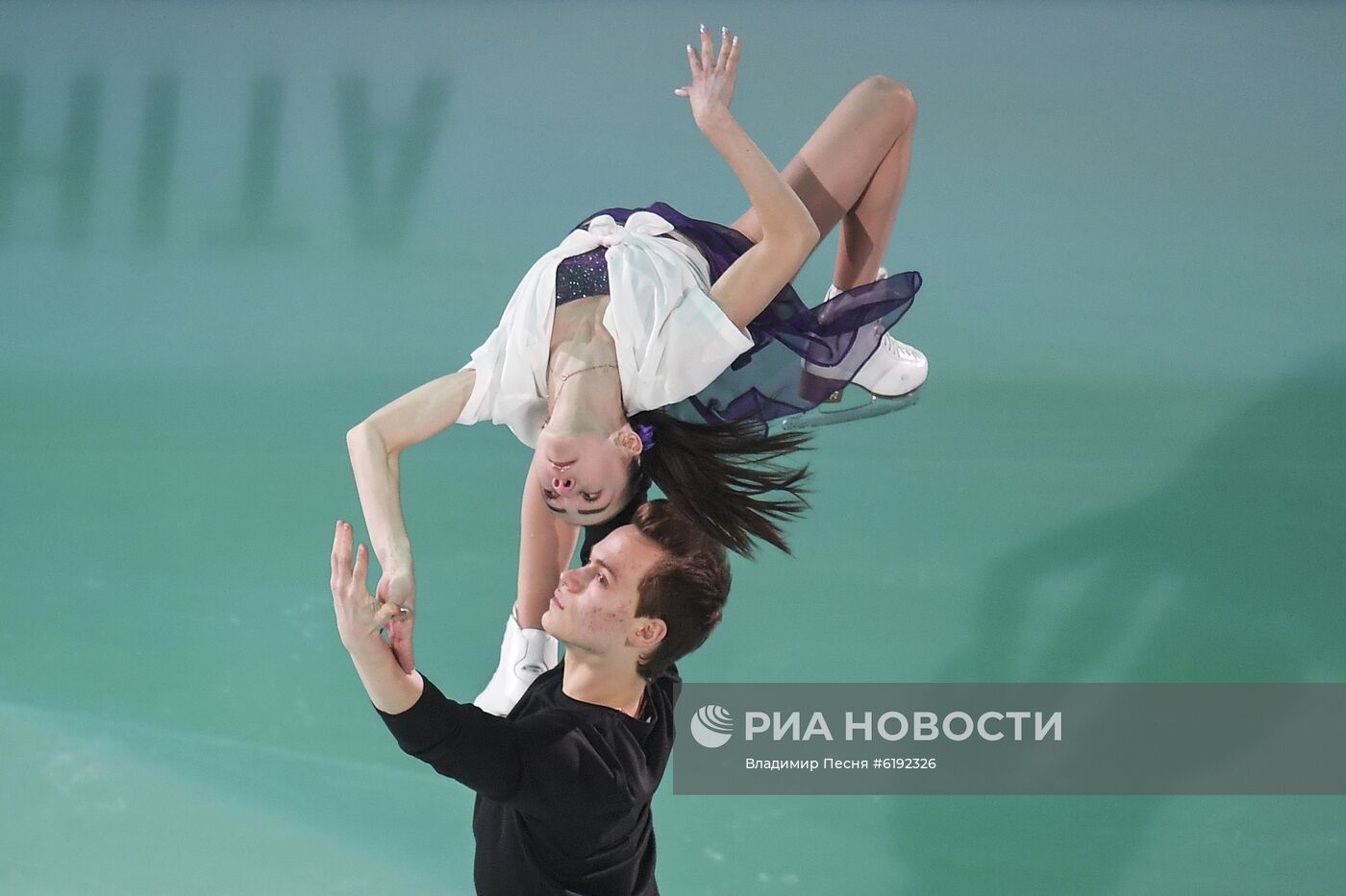 Фигурное катание. Чемпионат мира. Юниоры. Показательные выступления