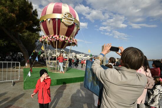 Фестиваль "Ялта - город 8 Марта"