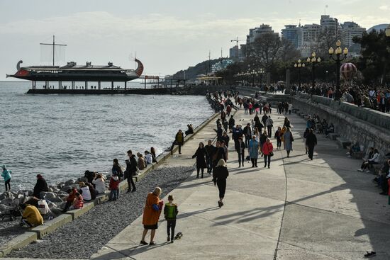 Фестиваль "Ялта - город 8 Марта"