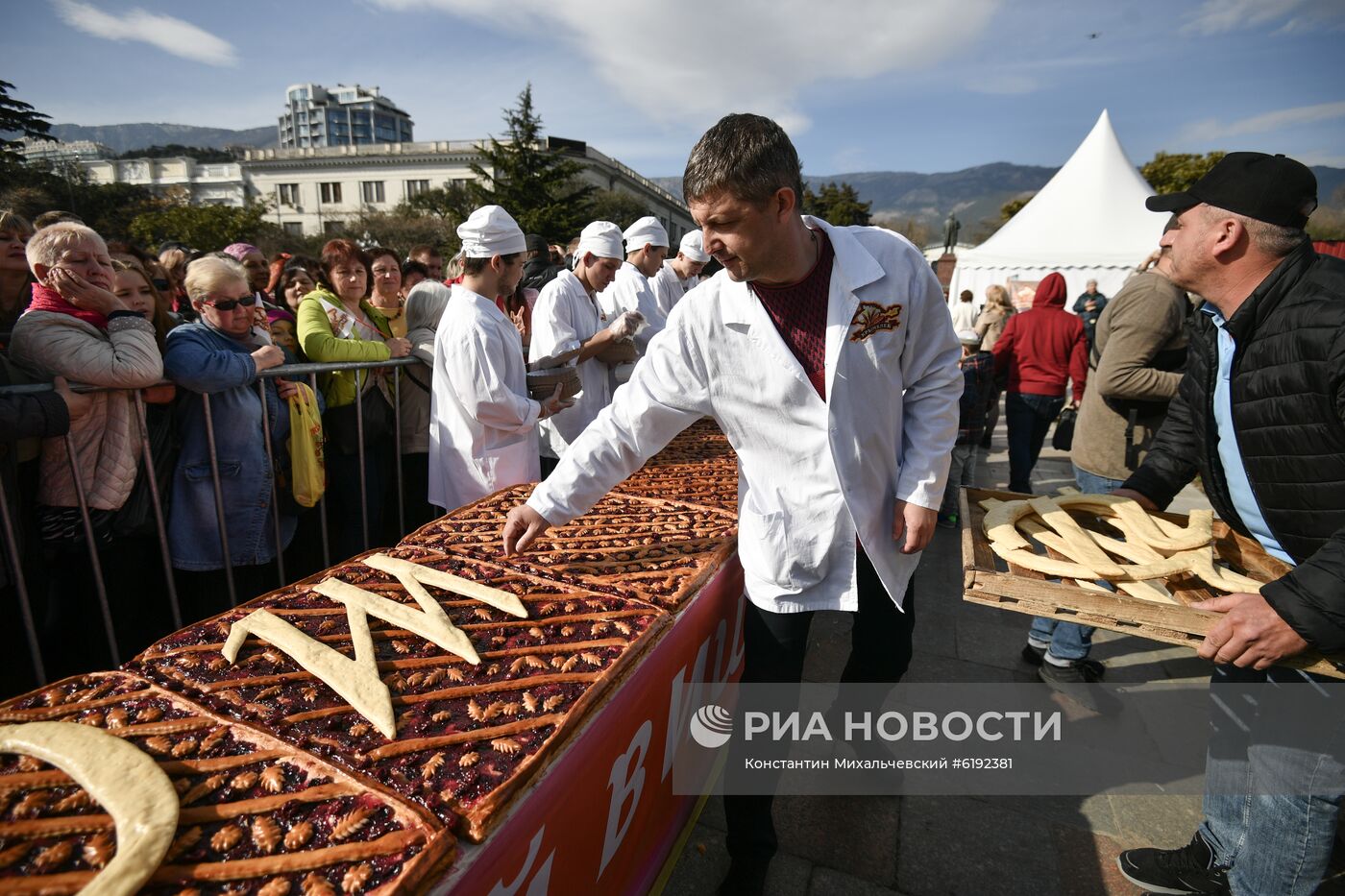 Фестиваль "Ялта - город 8 Марта"
