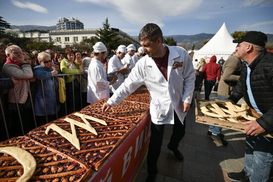 Фестиваль "Ялта - город 8 Марта"