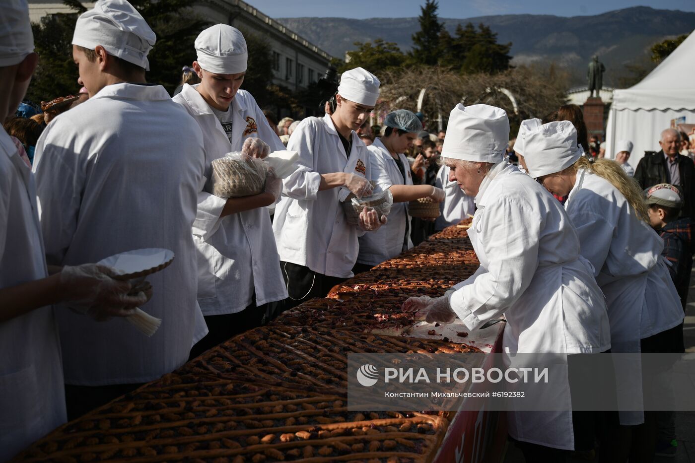 Фестиваль "Ялта - город 8 Марта"