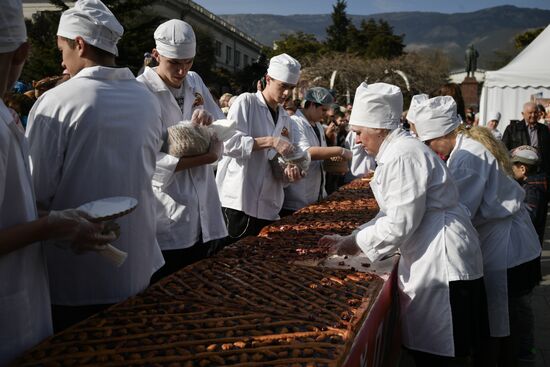 Фестиваль "Ялта - город 8 Марта"