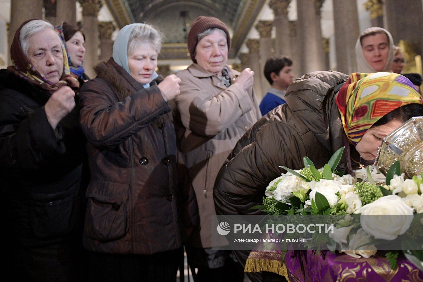 Мощи святого Иоанна Крестителя доставили в Санкт-Петербург