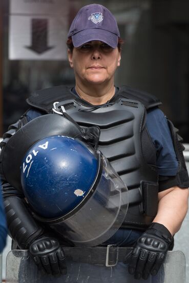 Перекрытие границы между северным и южным Кипром