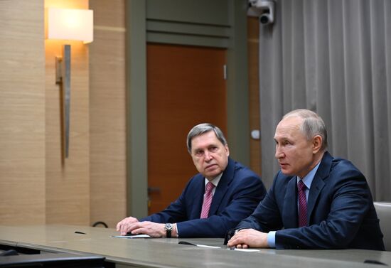 Президент РФ В. Путин провел встречу с генсеком ОДКБ С. Засем