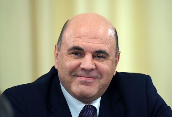 Президент РФ В. Путин провел встречу с инвесторами