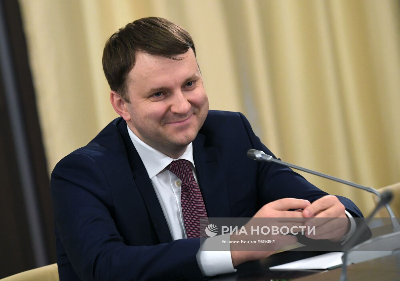 Президент РФ В. Путин провел встречу с инвесторами