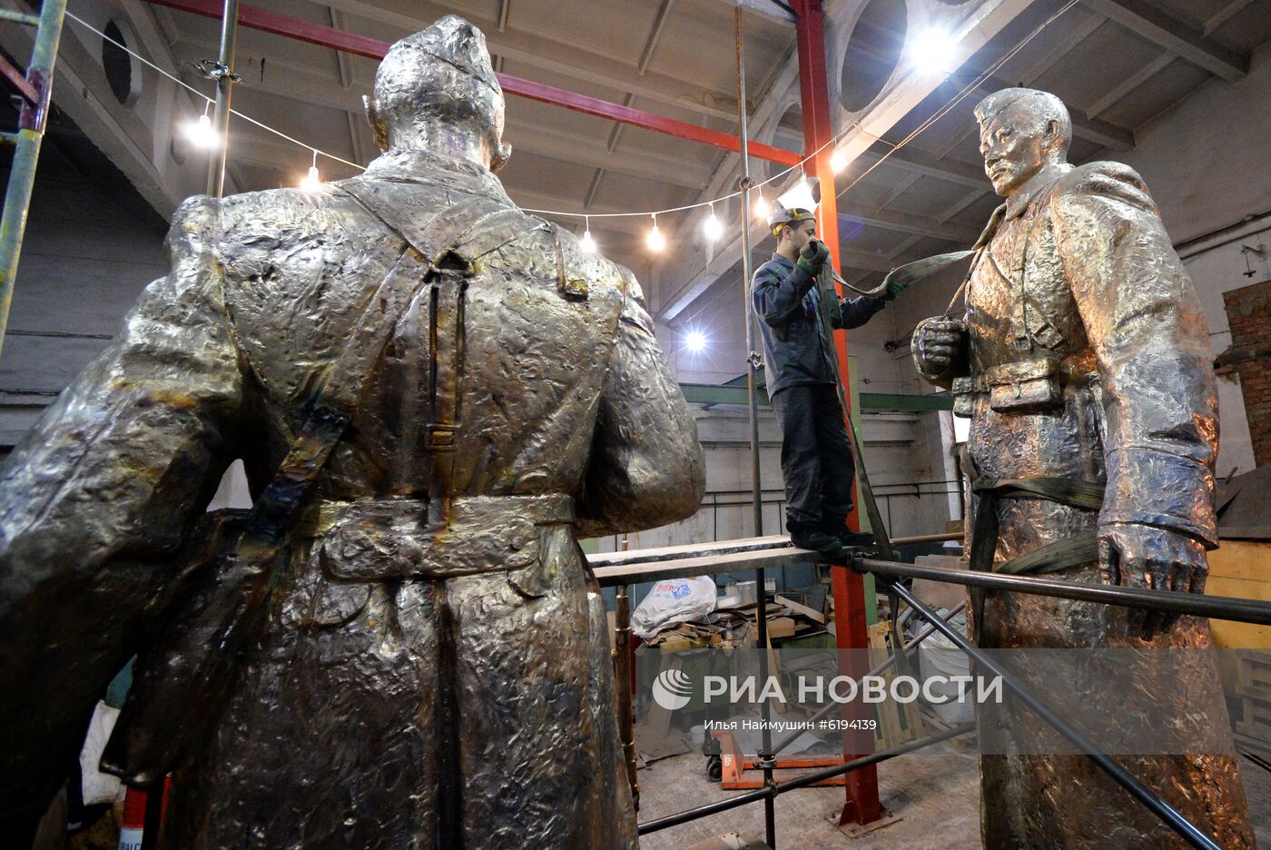 Изготовление скульптур к 75-летию Победы для нового парка в Красноярске