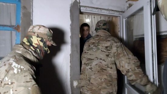 ФСБ России пресекла деятельность ячейки международной террористической организации в Крыму
