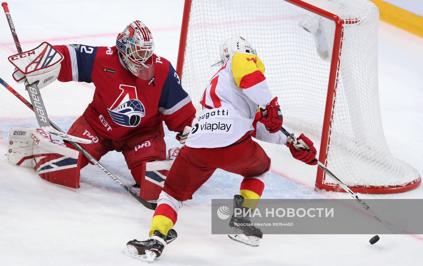 Хоккей. КХЛ. Матч "Локомотив" – "Йокерит"