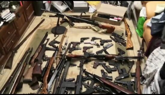 ФСБ РФ пресекла деятельность преступной группы, причастной к незаконному обороту оружия