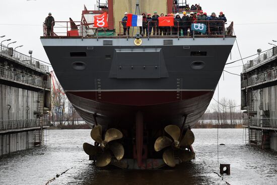 Спуск на воду корвета "Ретивый" в Санкт-Петербурге