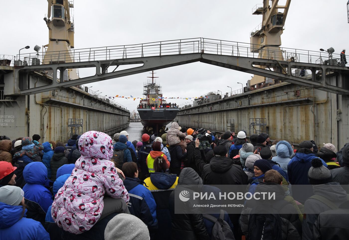 Спуск на воду корвета "Ретивый" в Санкт-Петербурге