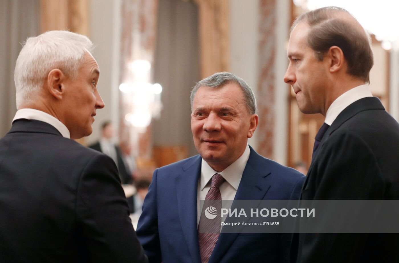 Премьер-министр РФ М. Мишустин провел заседание правительства РФ