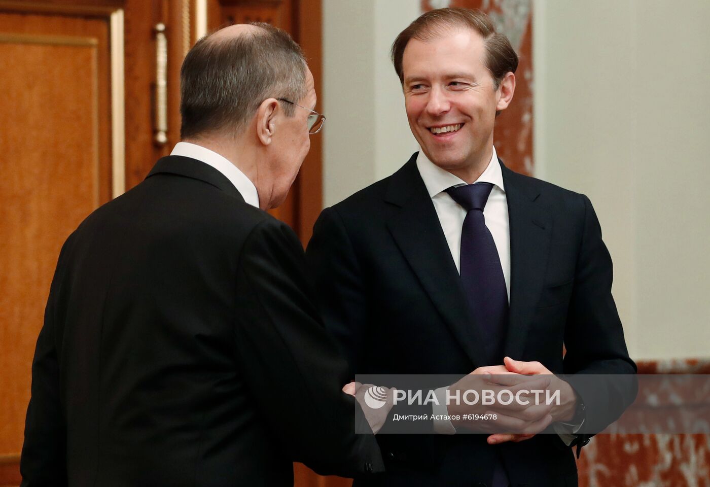 Премьер-министр РФ М. Мишустин провел заседание правительства РФ