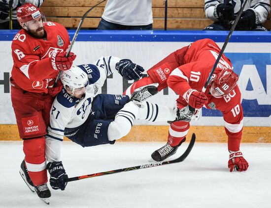 Хоккей. КХЛ. Матч "Спартак" – "Динамо" (Москва)