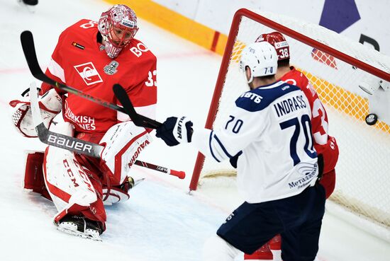 Хоккей. КХЛ. Матч "Спартак" – "Динамо" (Москва)