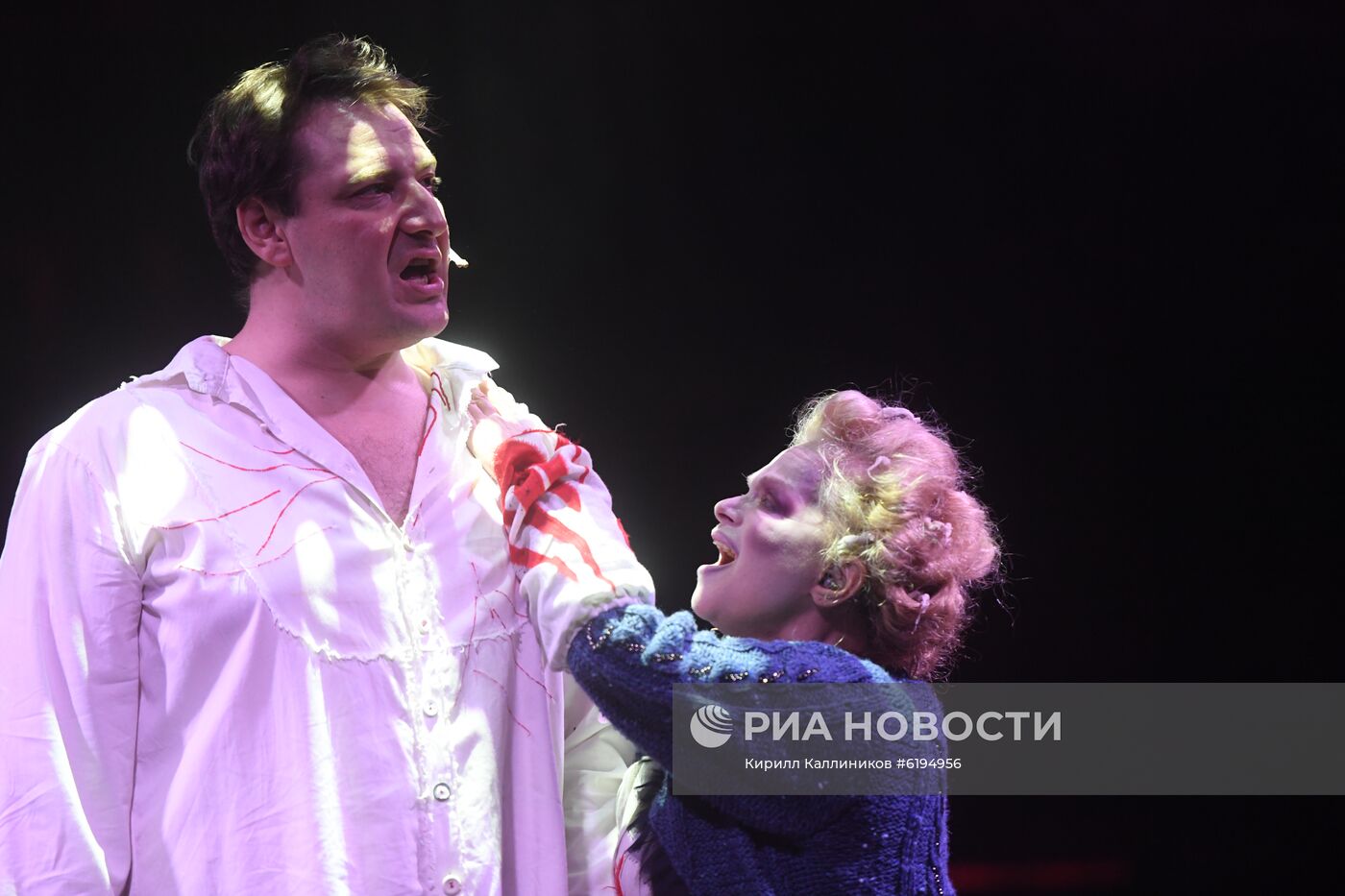 Мюзикл "Суини Тодд, маньяк-цирюльник с Флит-стрит" в Театре на Таганке