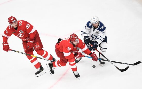 Хоккей. КХЛ. Матч "Спартак" – "Динамо" (Москва)