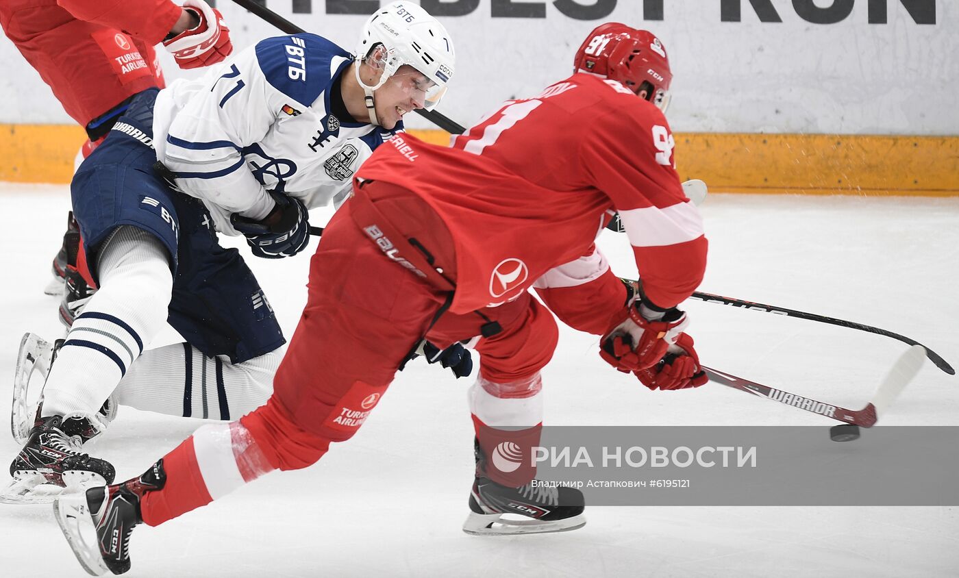 Хоккей. КХЛ. Матч "Спартак" – "Динамо" (Москва)