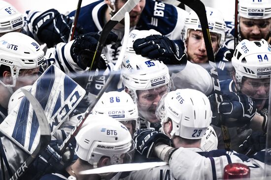 Хоккей. КХЛ. Матч "Спартак" – "Динамо" (Москва)