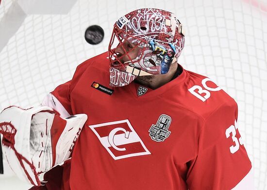 Хоккей. КХЛ. Матч "Спартак" – "Динамо" (Москва)