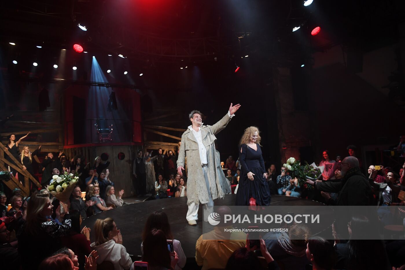 Мюзикл "Суини Тодд, маньяк-цирюльник с Флит-стрит" в Театре на Таганке
