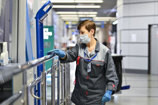 Санитарно-карантинный контроль в аэропорту Сочи