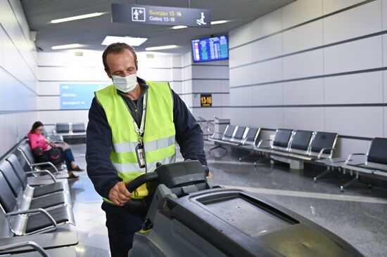 Санитарно-карантинный контроль в аэропорту Сочи