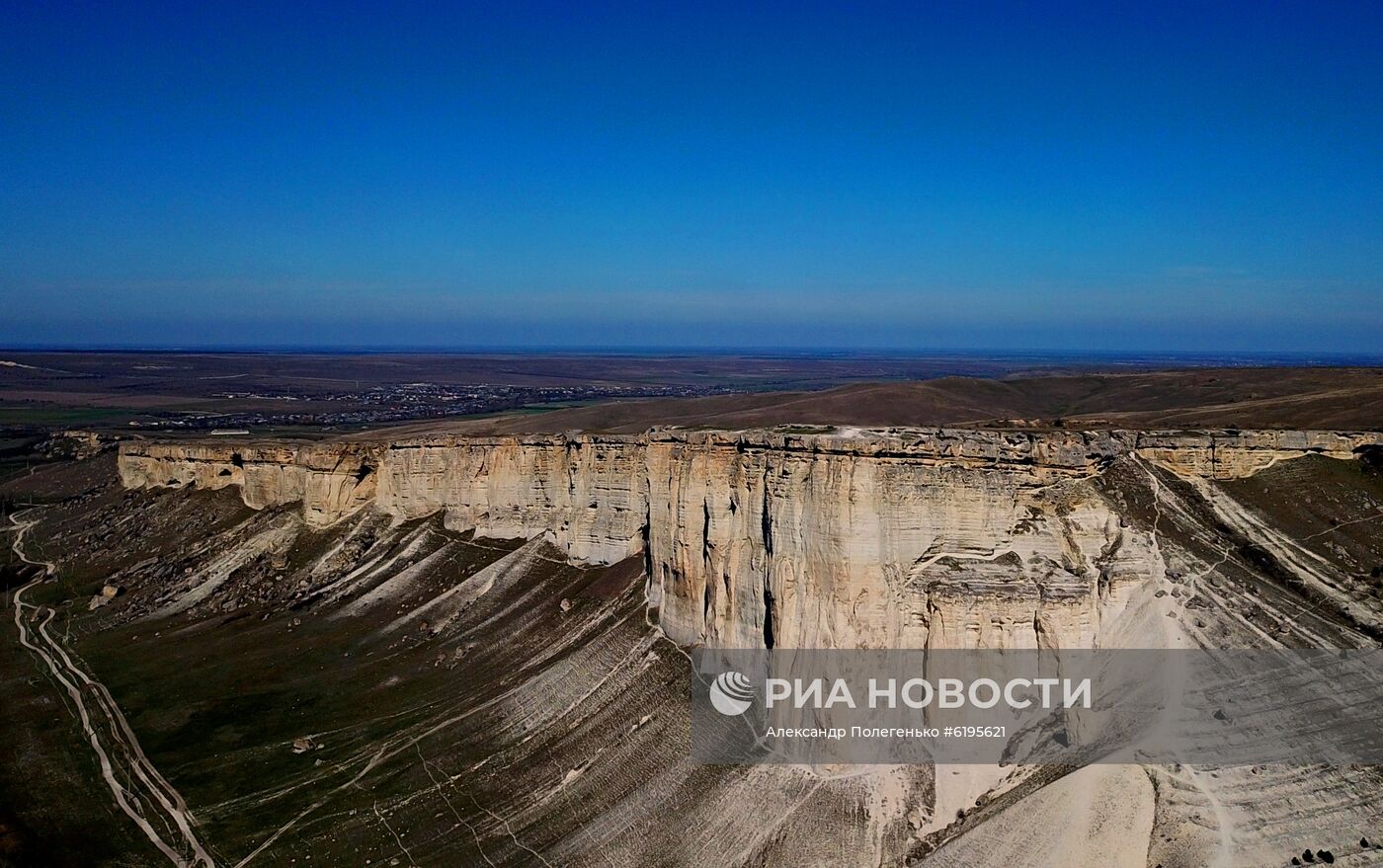 Белая скала в Крыму