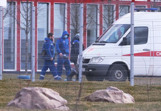 Больница в Коммунарке для пациентов с подозрением на коронавирус 