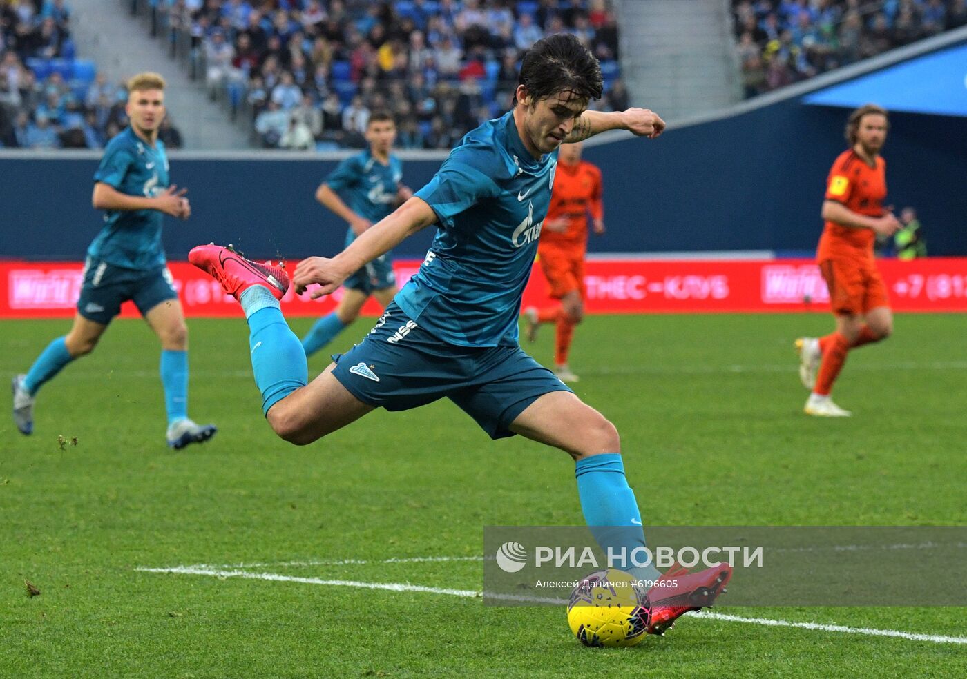 Футбол. РПЛ. Матч "Зенит" - "Урал"