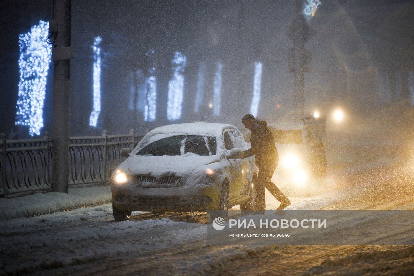 Снег в Москве и Подмосковье