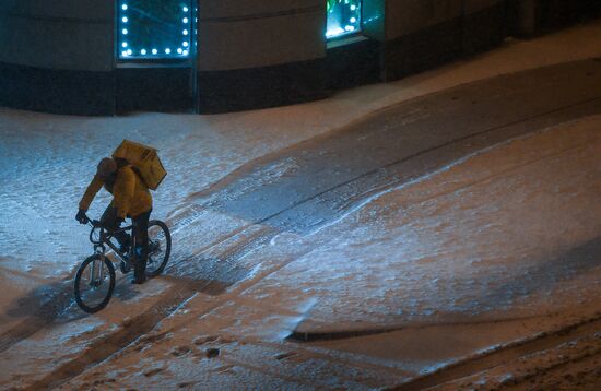 Снег в Москве и Подмосковье