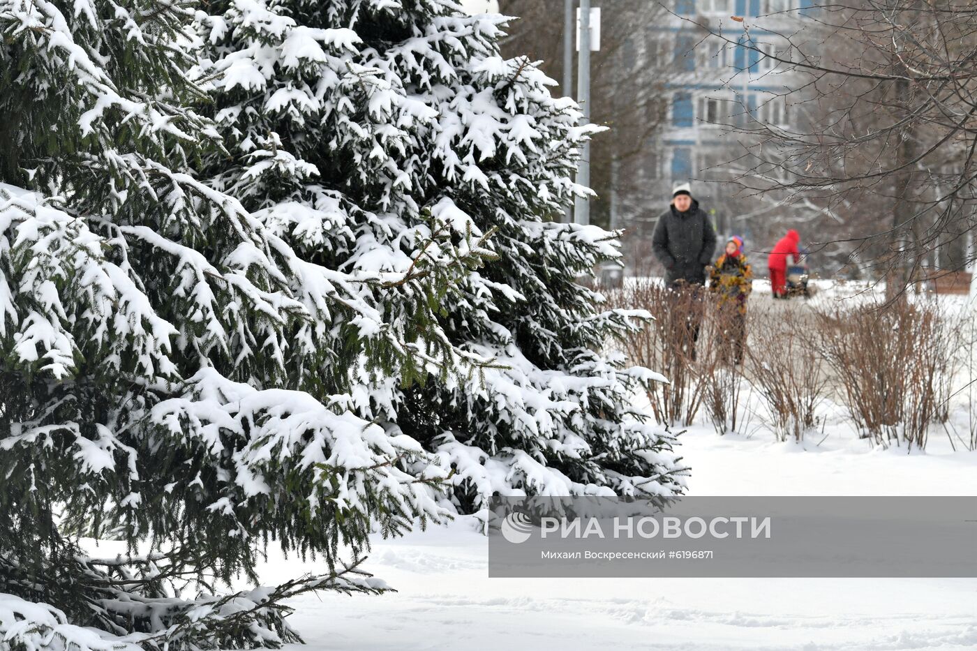 Снег в Москве и Подмосковье