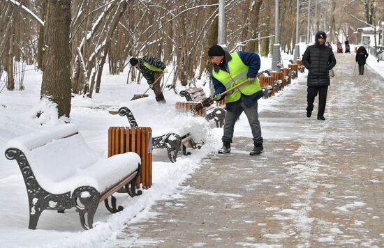 Снег в Москве и Подмосковье