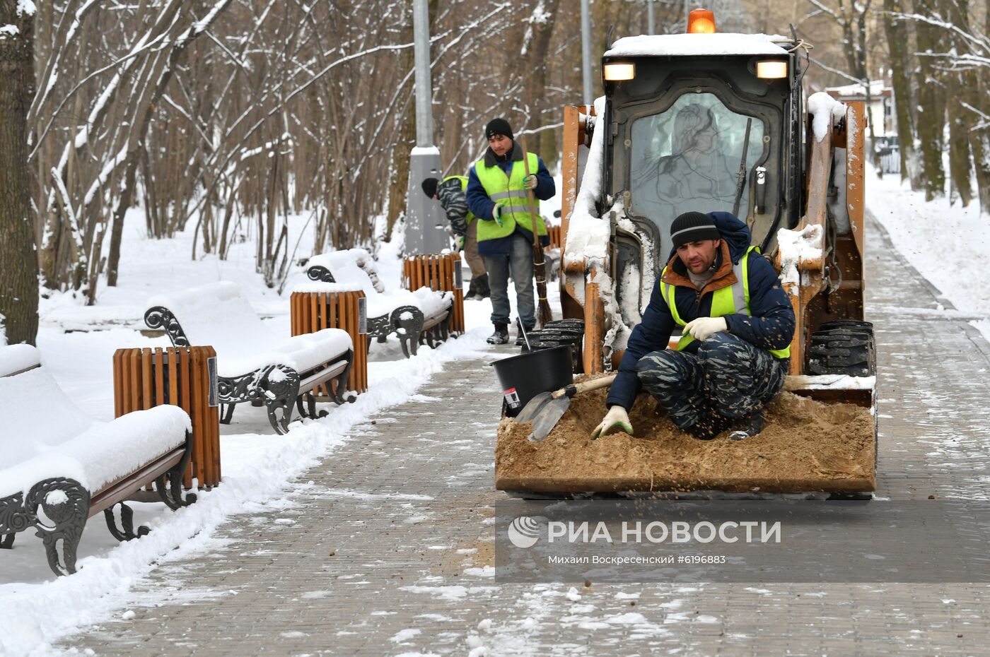 Снег в Москве и Подмосковье