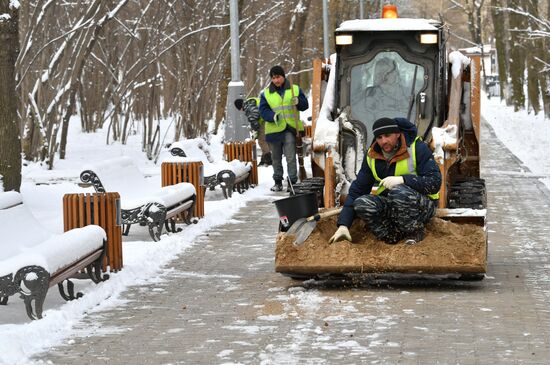 Снег в Москве и Подмосковье