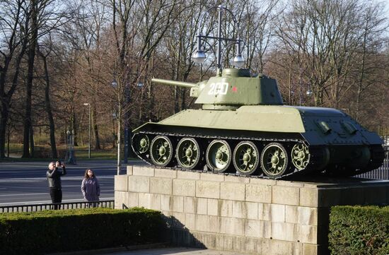 Мемориал павшим советским воинам в Тиргартене