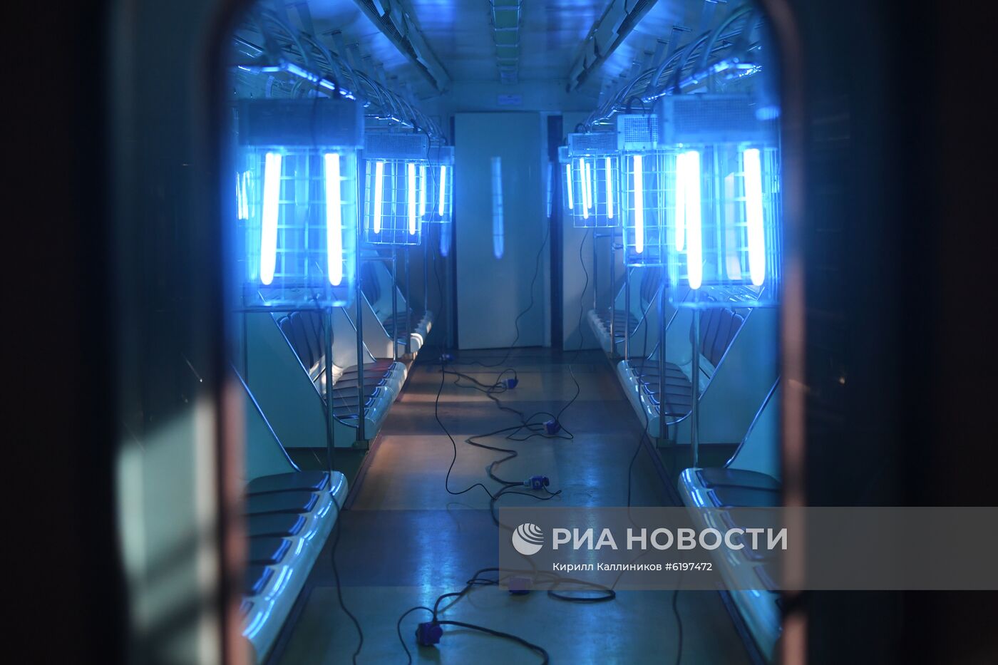 Санитарная обработка вагонов метро в связи с коронавирусом