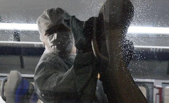 Санитарная обработка общественного транспорта в Санкт-Петербурге