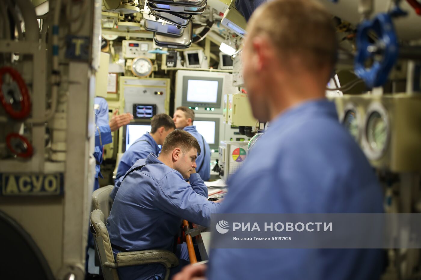 Подводная лодка "Великий Новгород"