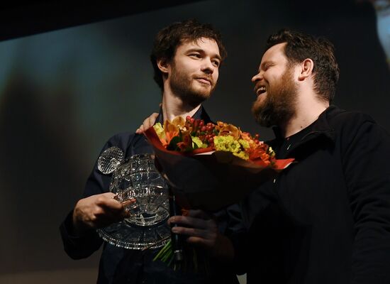 Церемония награждения лауреатов театральной премии "Гвоздь сезона"