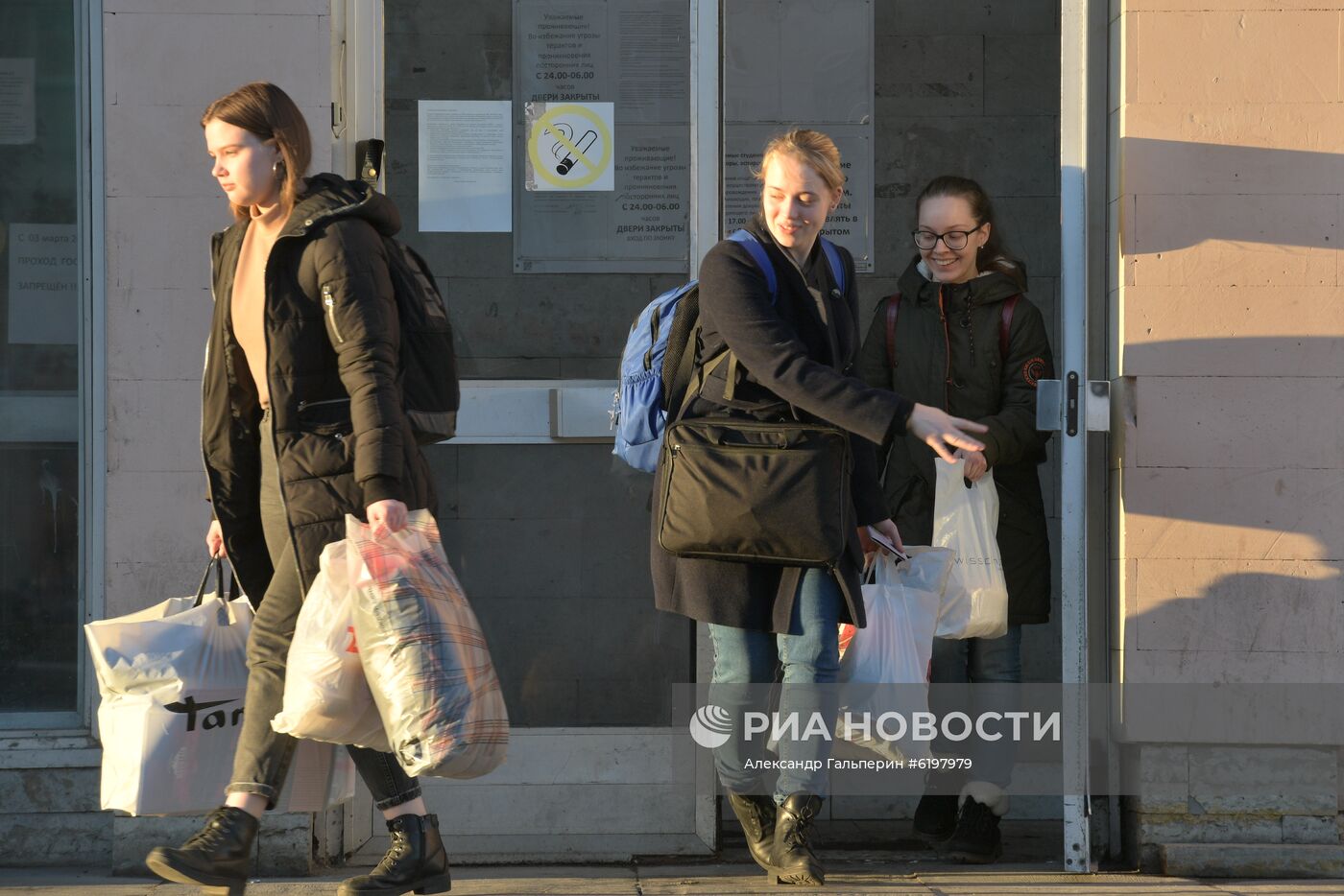 Карантин в общежитии медицинского университета им. И.И. Мечникова в Санкт-Петербурге