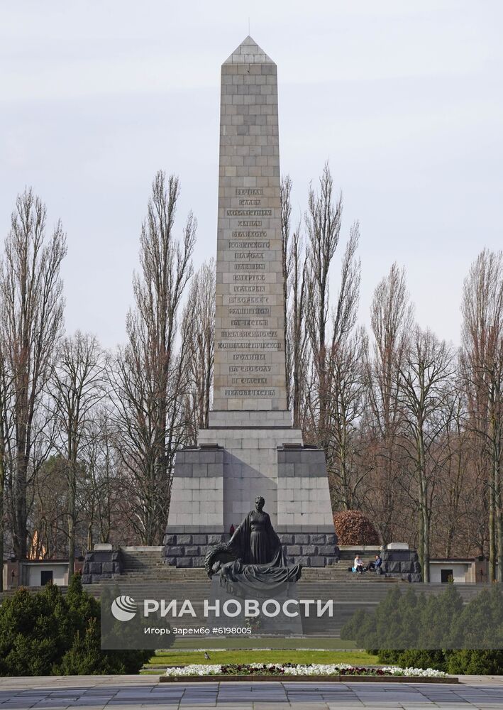 Советский военный мемориал в Панкове